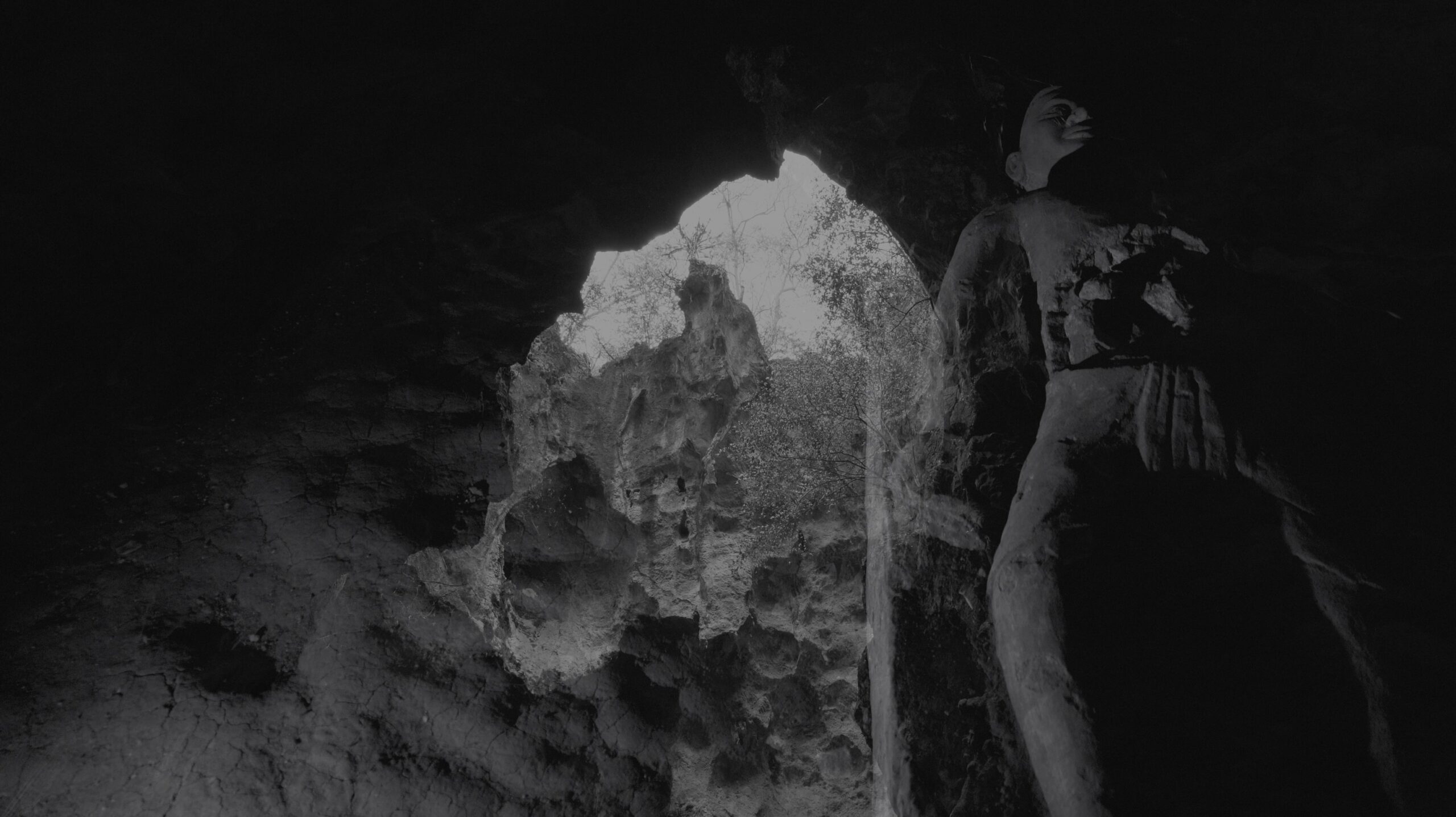 Taiki Sakpisit: 13 Nightmares