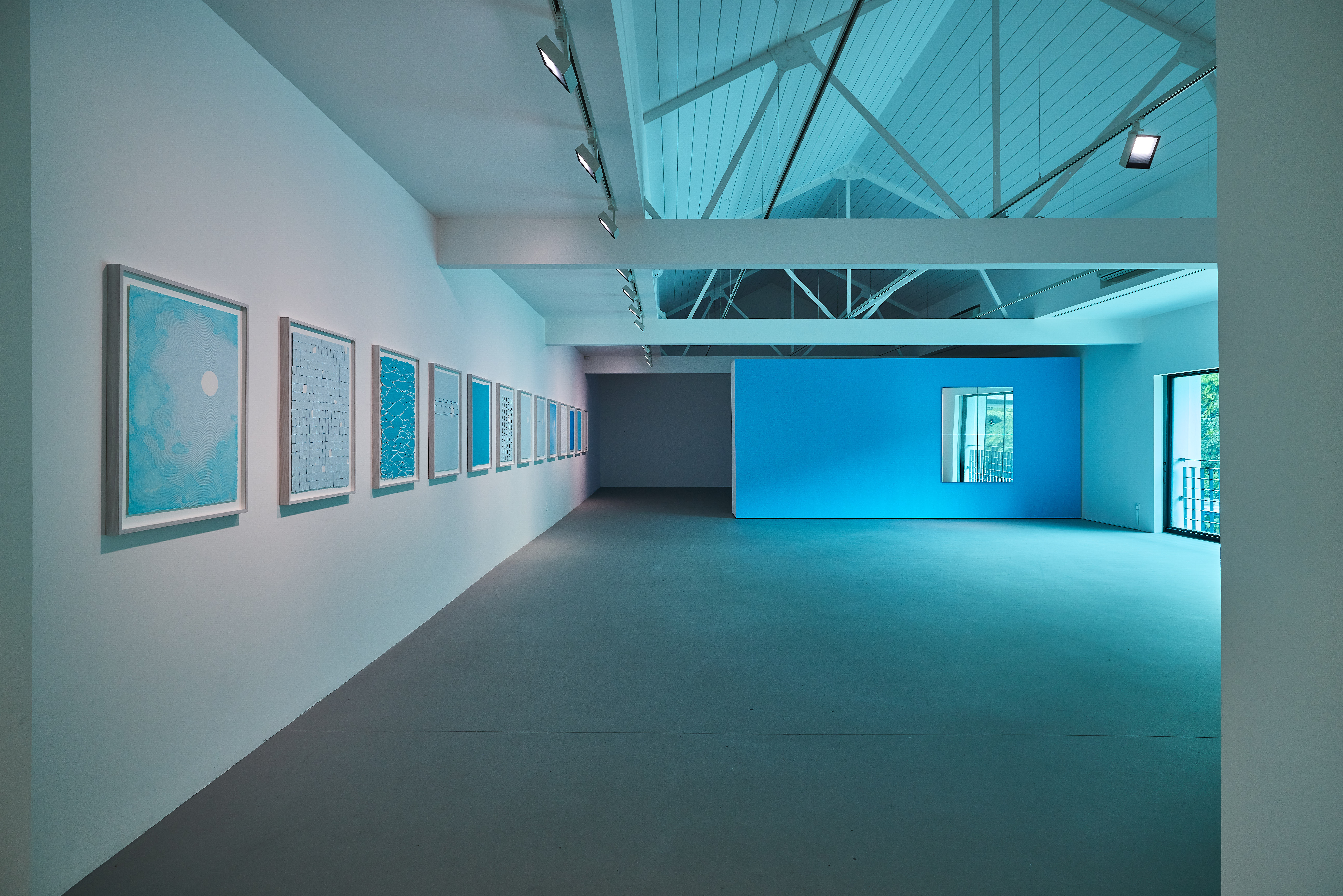 Tsuyoshi Hisakado: Ephemeral time, eternal world